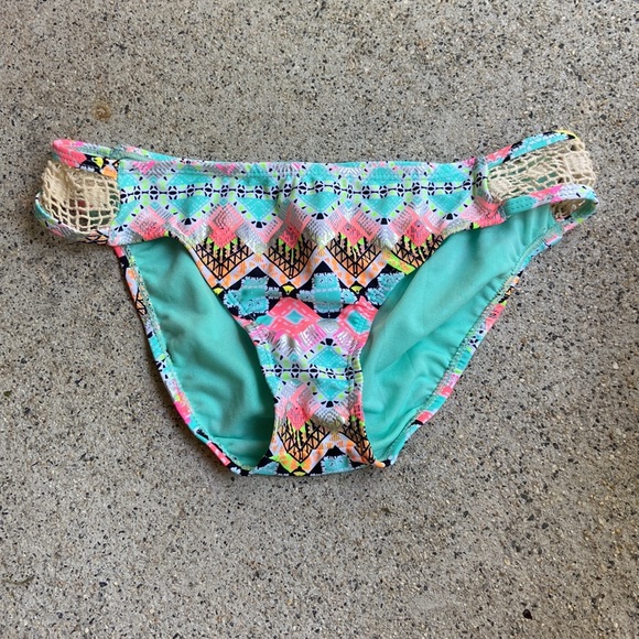 Navajo print bathing suit bottoms | size small| - Picture 5 of 7
